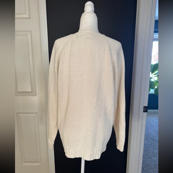 Vintage Gap Textured Cream Button Down Cardigan
Size Large - Picture 4 of 12